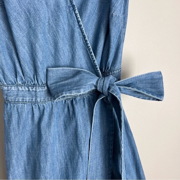 2/25 J Crew Denim Chambray Wrap Dress Ruffle Sleeveless Blue Jean springtime - Picture 4 of 9